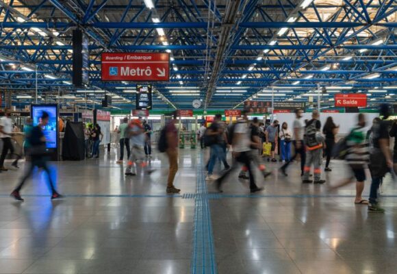 Estação Brás cria operação especial de fim de ano por causa do ‘fluxo’ de compras de natal