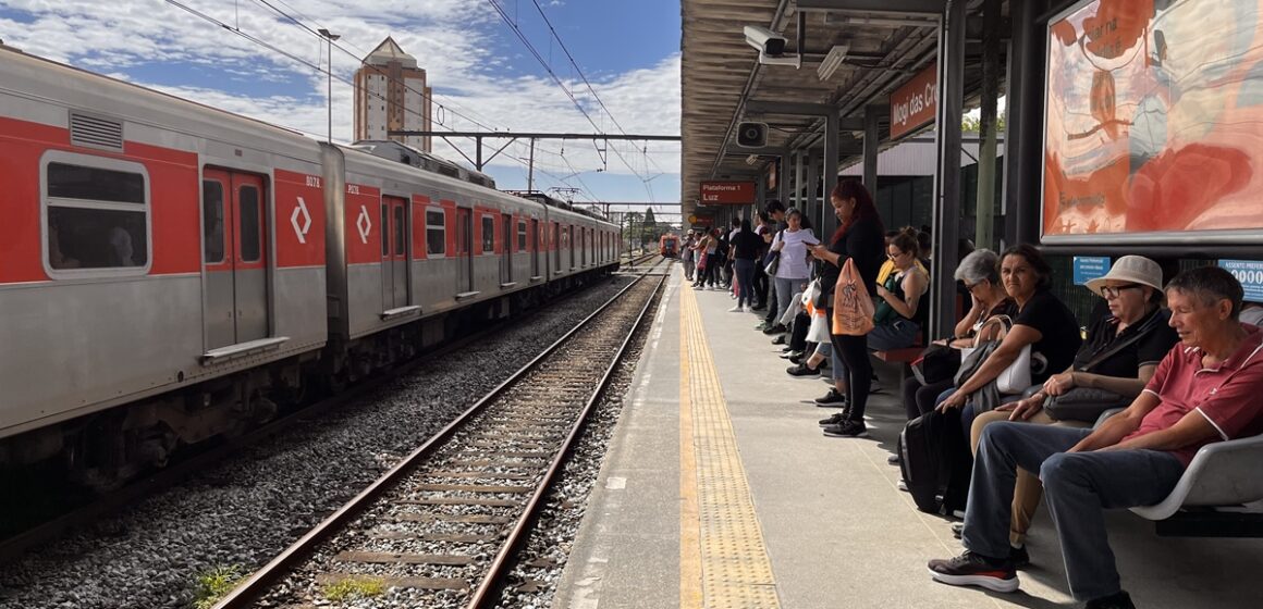 IMG_2573 Reforma de estações da CPTM e ampliação da Linha 11-Coral devem gerar 2 mil empregos na região